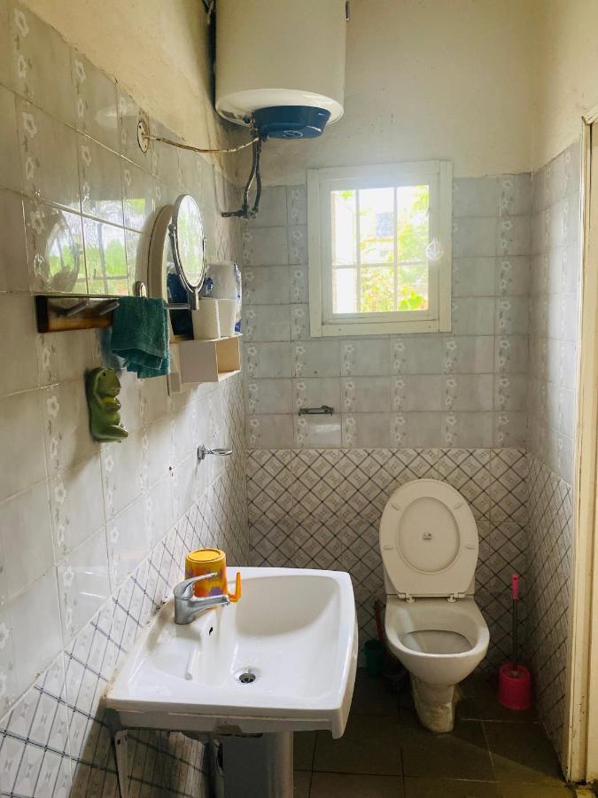 One World Village Guesthouse Bakau Exterior photo